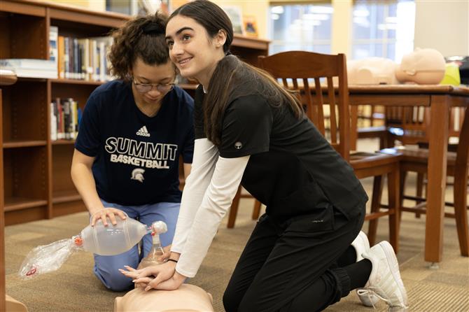 SHS HOSA CPR Class